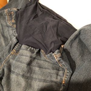 Maternity XL- Long blue jeans still in great shape